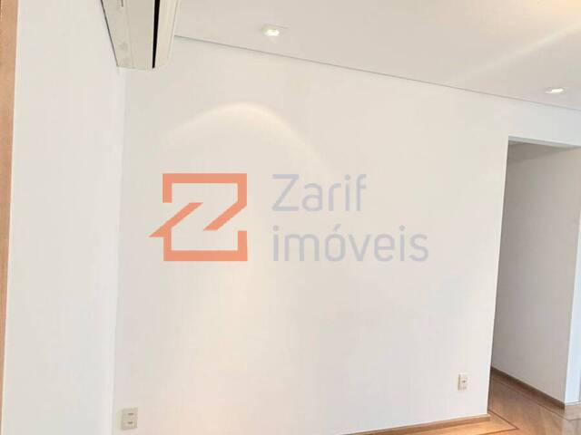 SALA II AMBIENTES AMPLA COM AR ACONDICIONADO