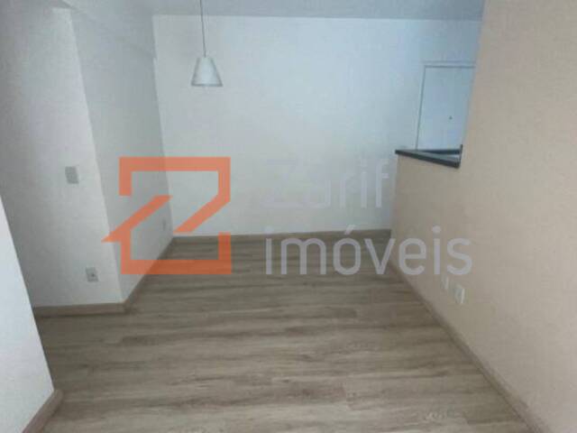 SALA COM 2 AMBIENTES