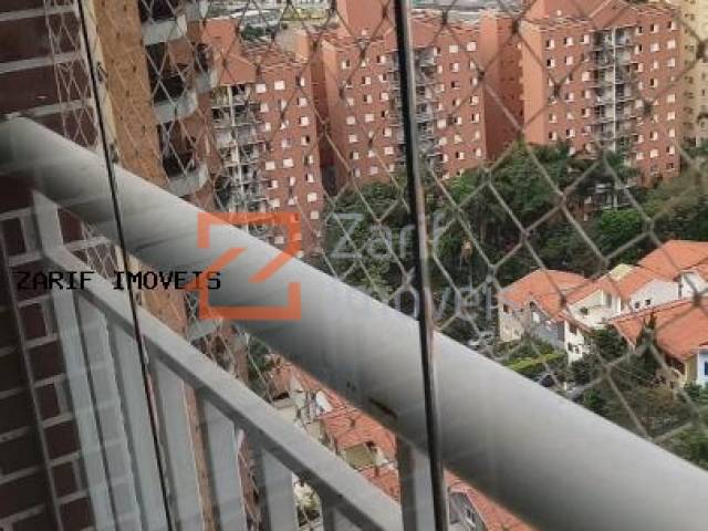 VARANDA ENVIDRAÇADA E TELADA