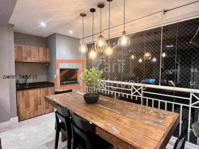 VARANDA COM CHURRASQUEIRA