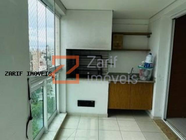 VARANDA COM CHURRASQUEIRA